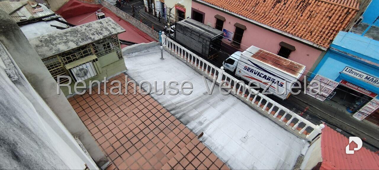 Edificio en Petare, Caracas – 21
