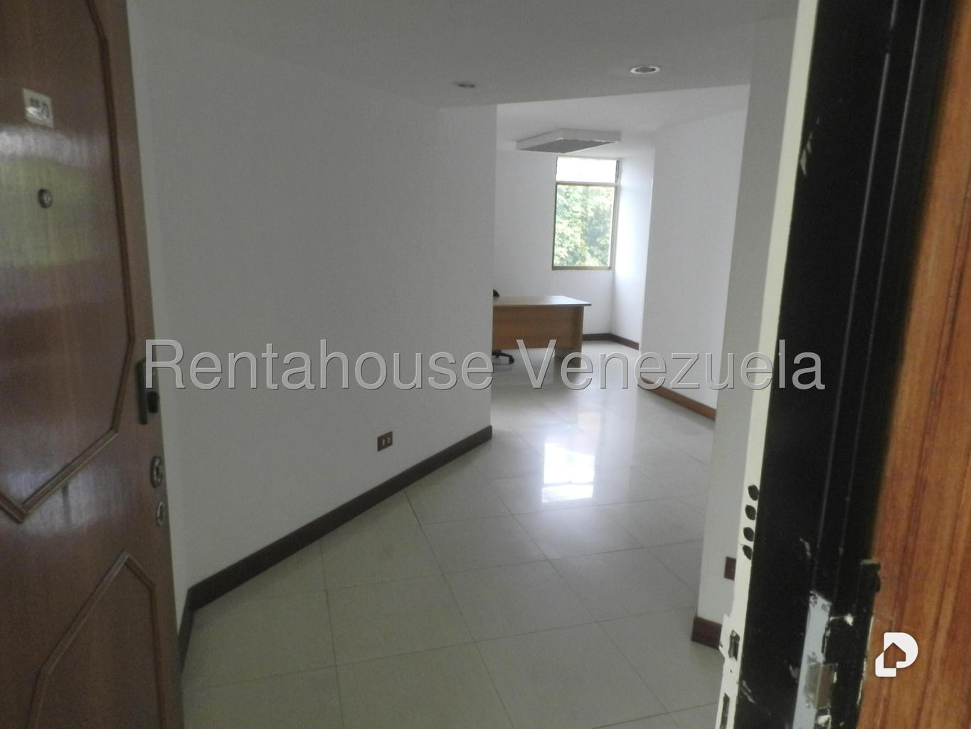 Apartamento en Las Mercedes, Caracas – 28