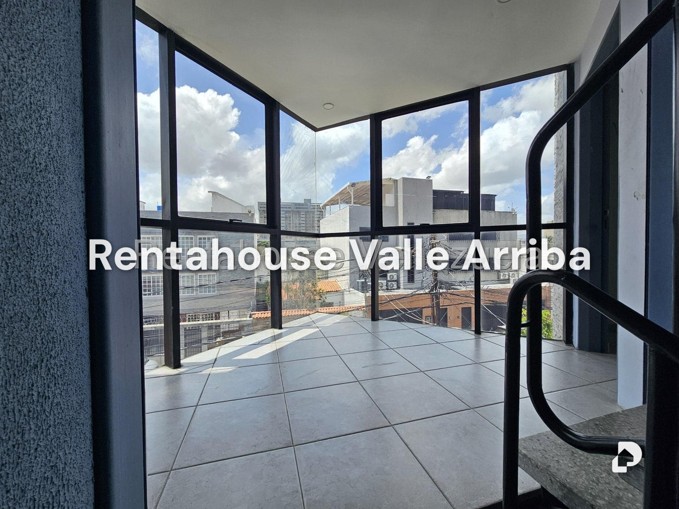 Edificio en Montecristo, Caracas – 25