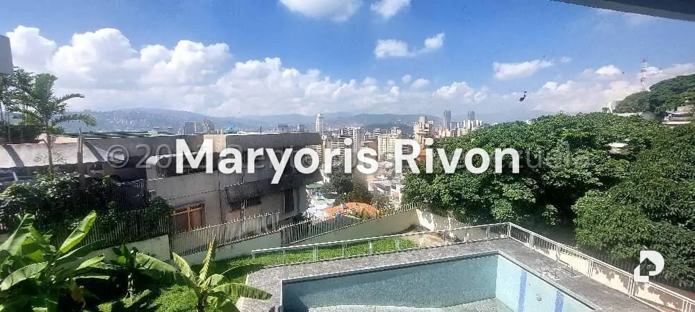 Casa en Alta Florida, Caracas – 20