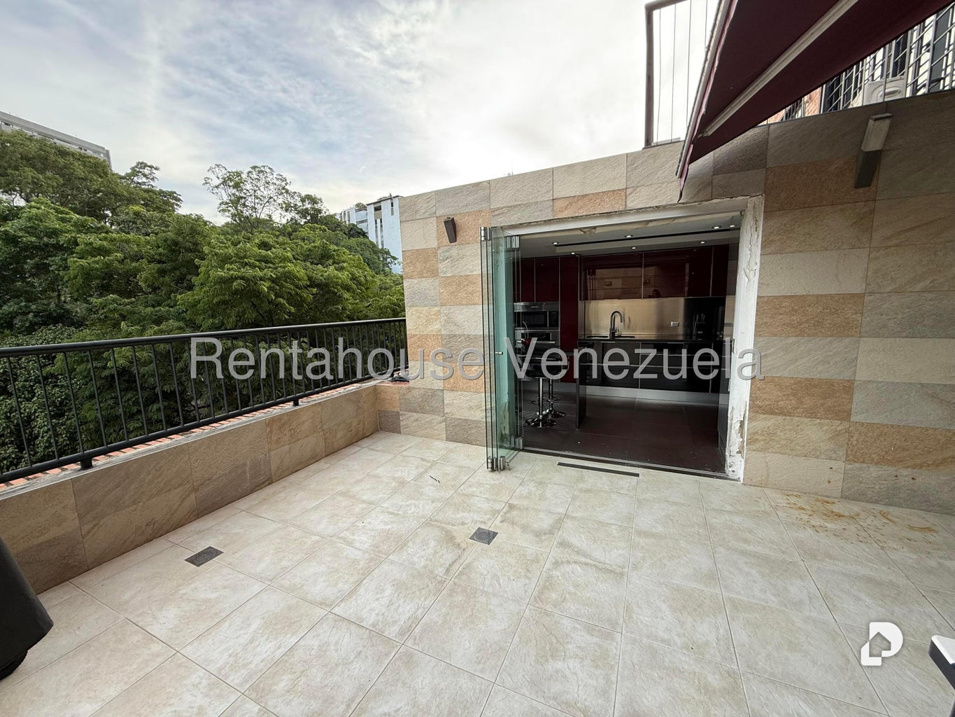Apartamento en Santa Fe Norte, Caracas