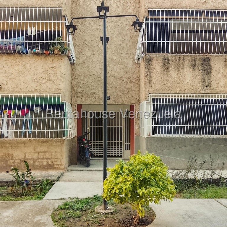 Apartamento en Bárbula, Naguanagua - 1