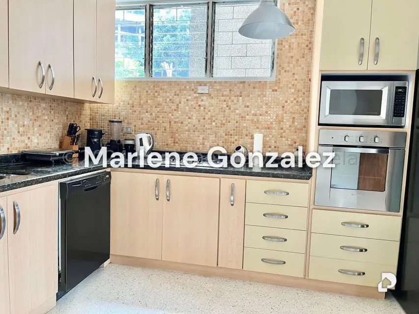 Apartamento en Las Mercedes, Caracas – 8