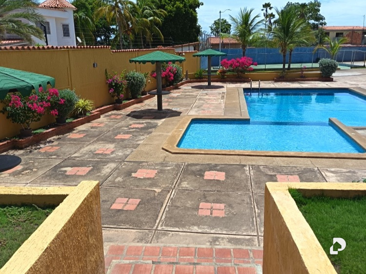 Townhouse en Sabana de Guacuco, Arismendi – 4