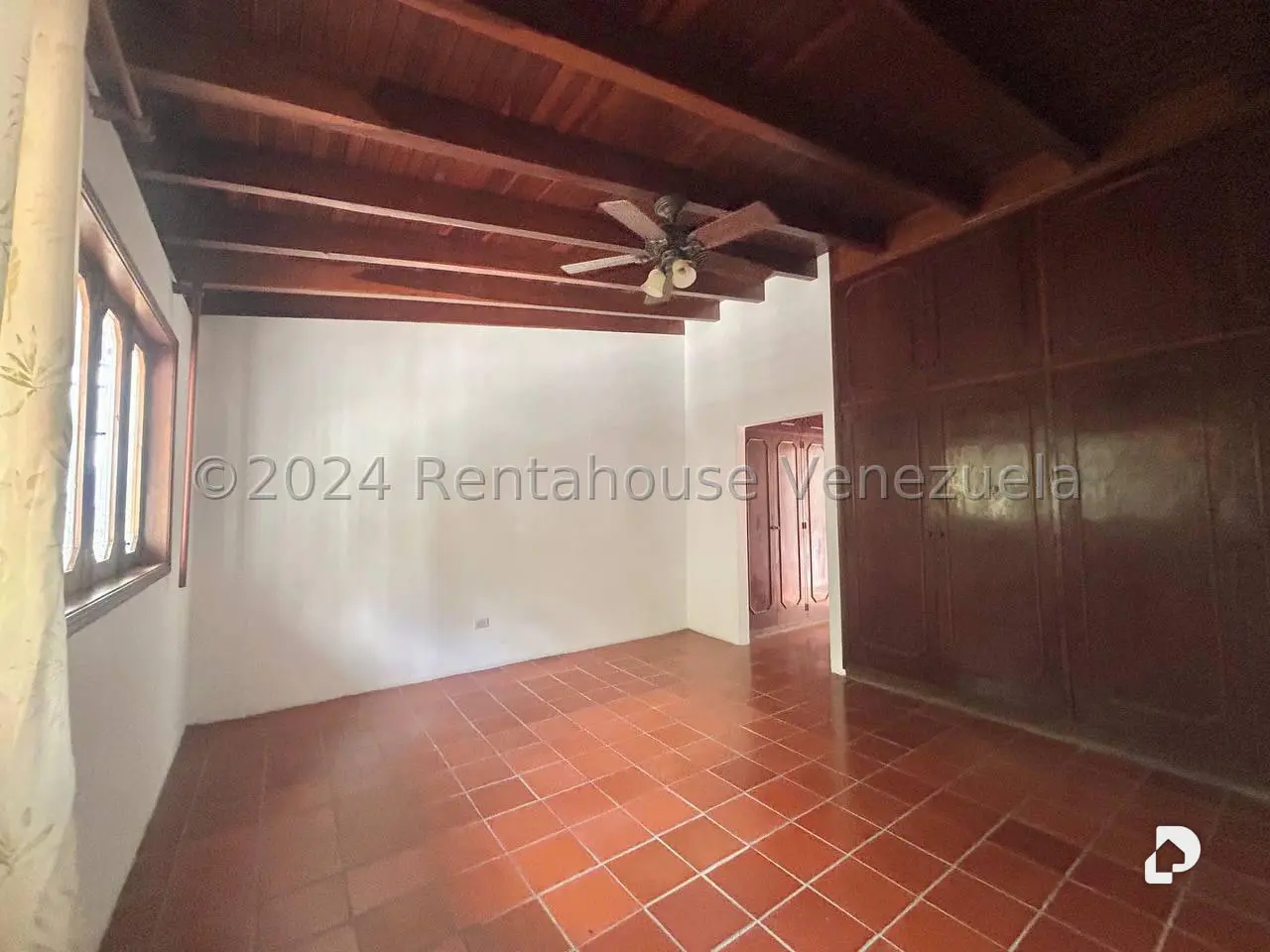 Casa en Prados del Este, Caracas – 26