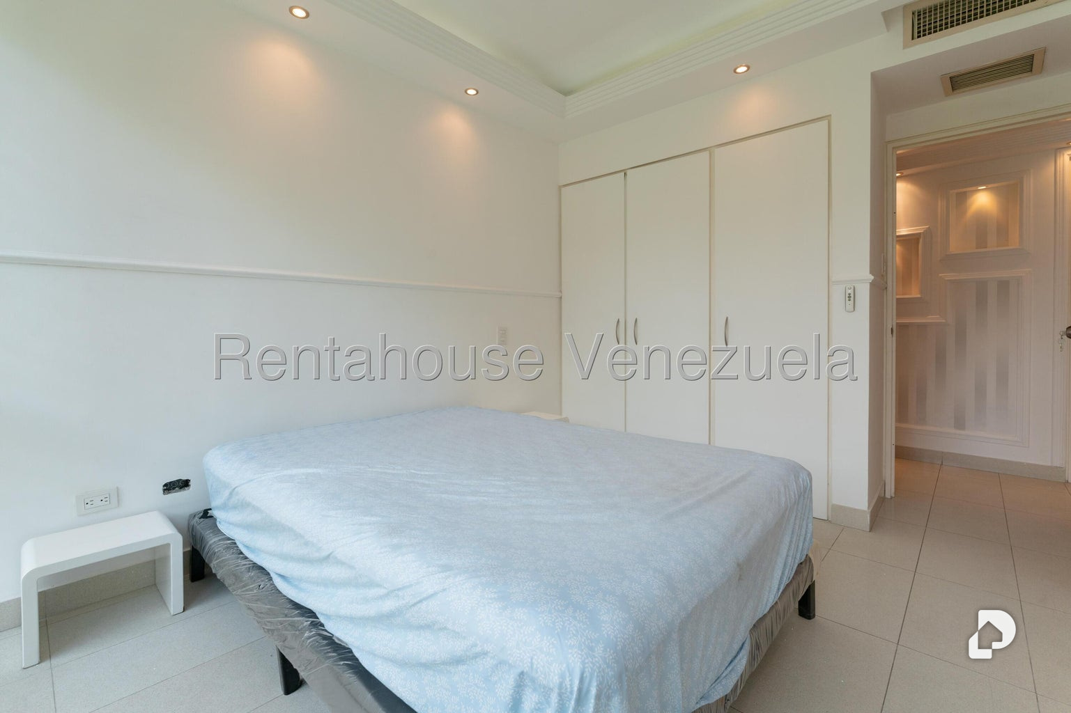 Apartamento en El Rosal, Caracas – 26