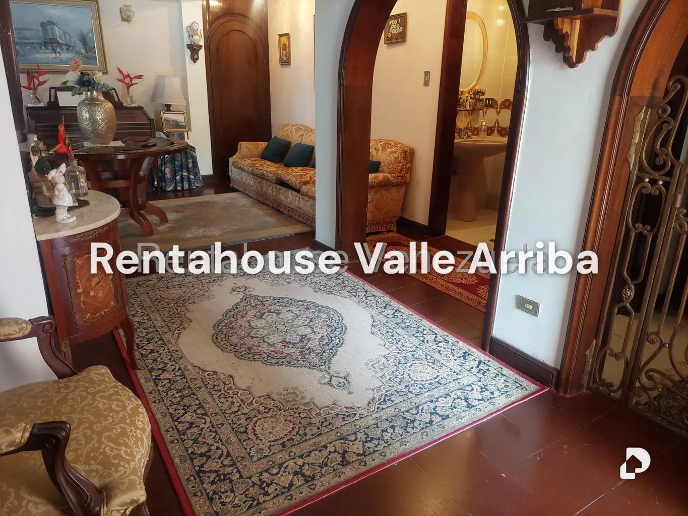 House in El Placer, Caracas – 12