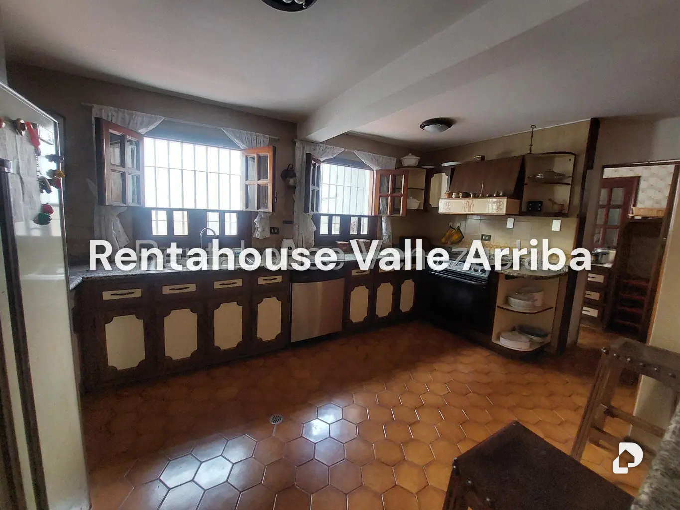 House in El Placer, Caracas – 27