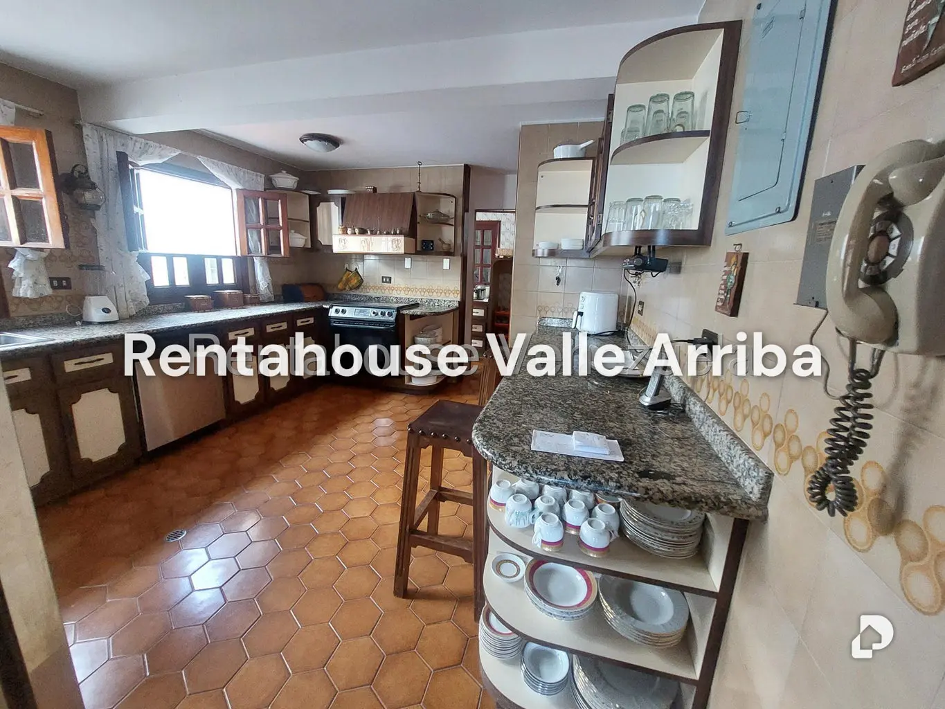 House in El Placer, Caracas – 26