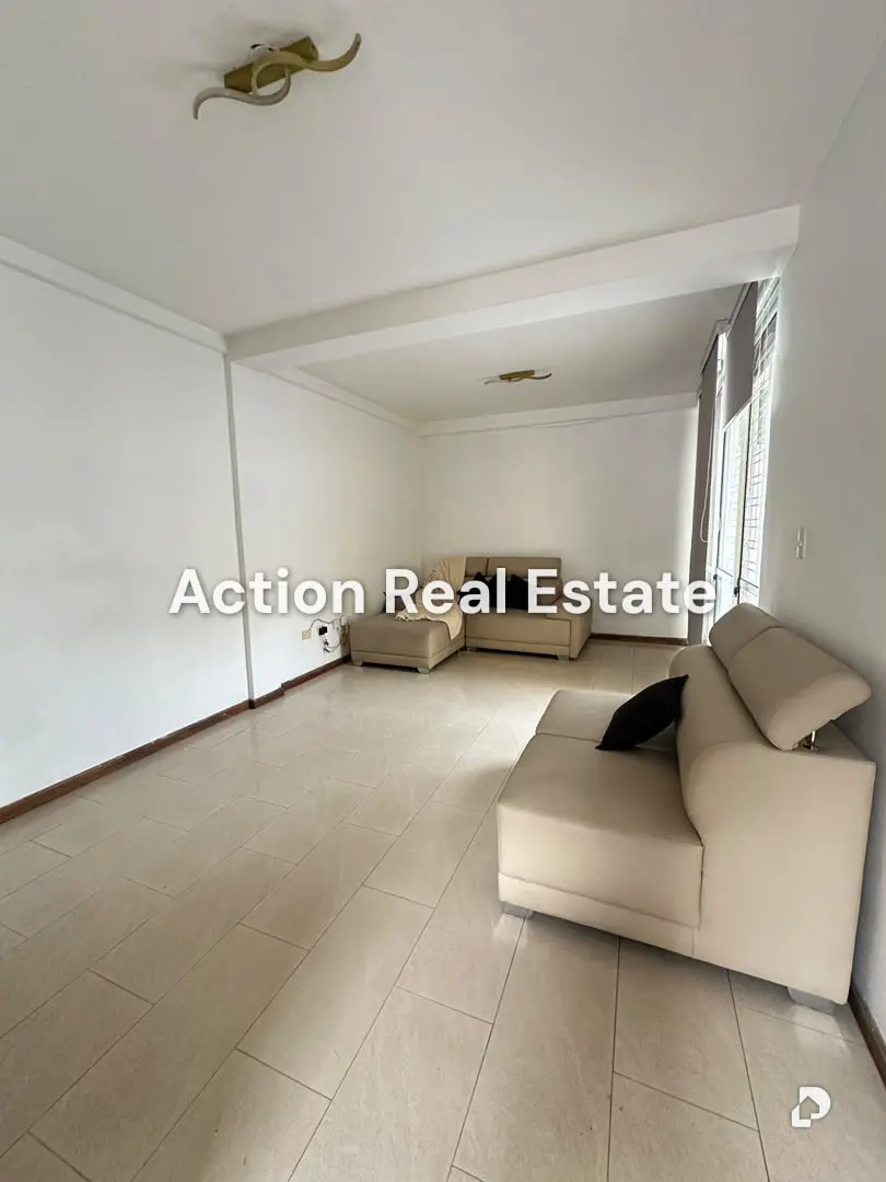Townhouse en Los Teques – 4
