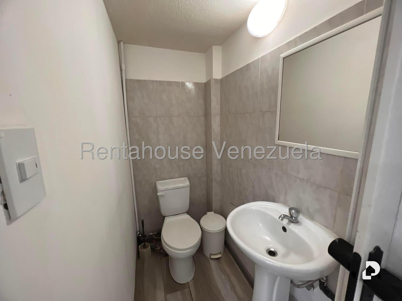 Commercial space in La Castellana, Caracas – 10