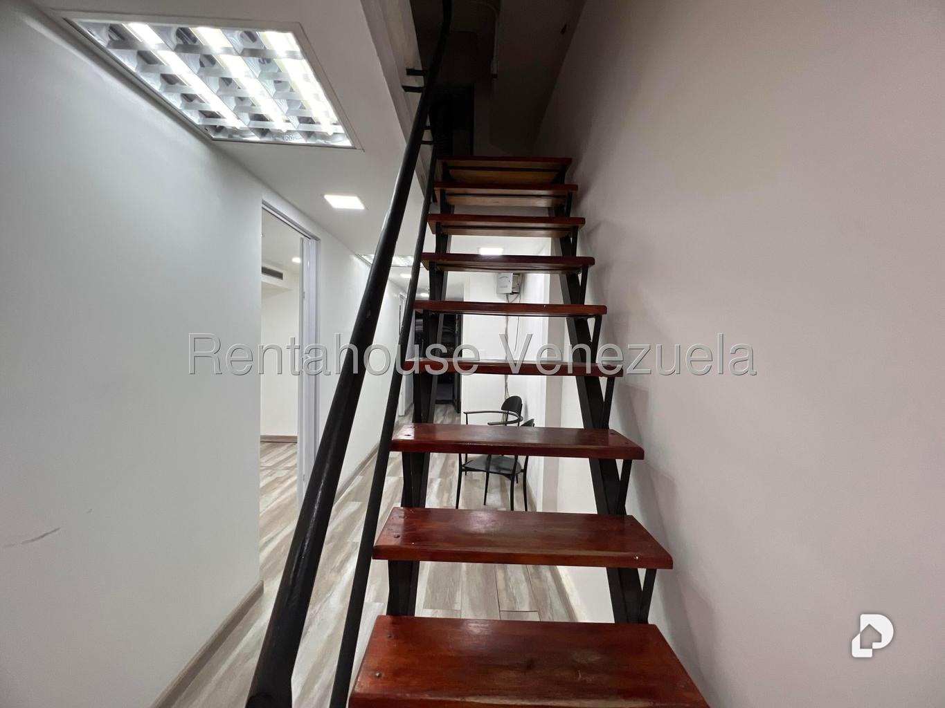 Commercial space in La Castellana, Caracas – 12
