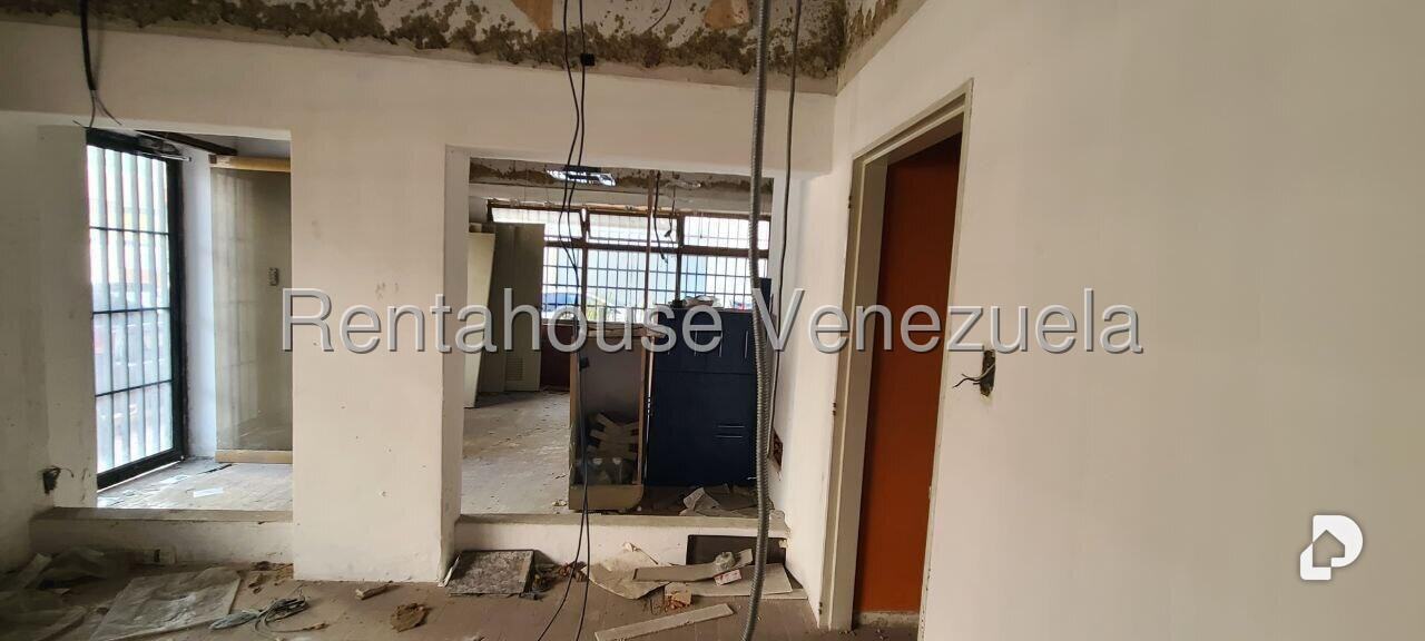 Casa en Las Mercedes, Caracas – 27