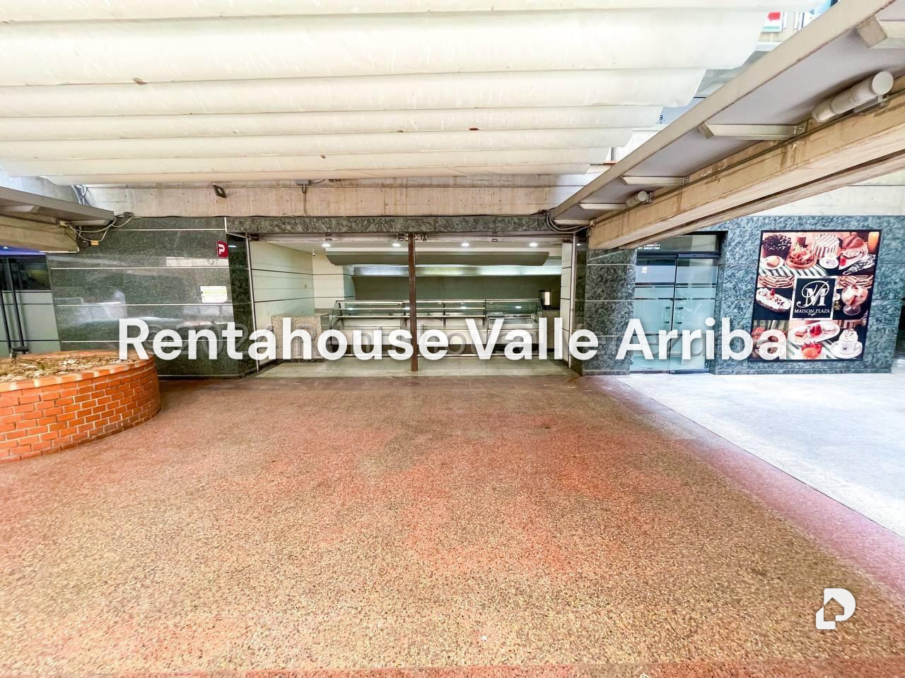 Local comercial en Los Palos Grandes, Caracas – 4