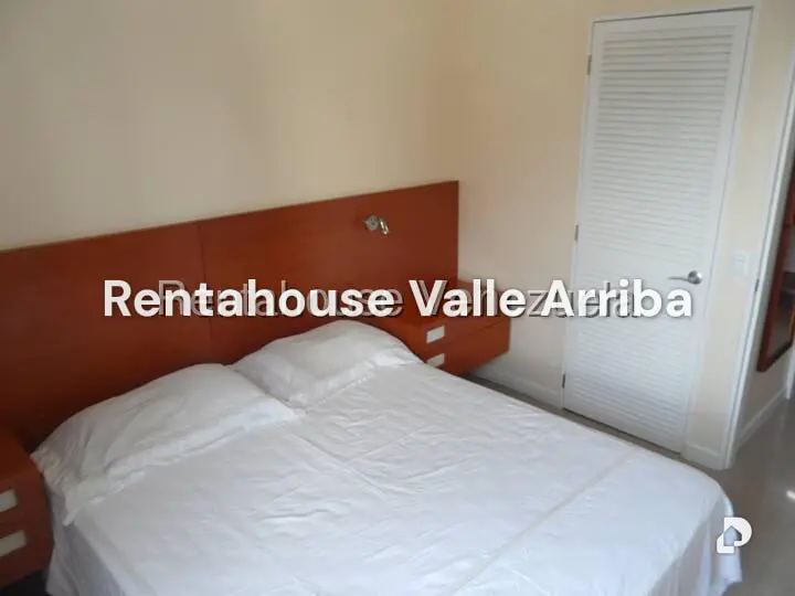 Apartamento en Santa Eduvigis, Caracas – 15