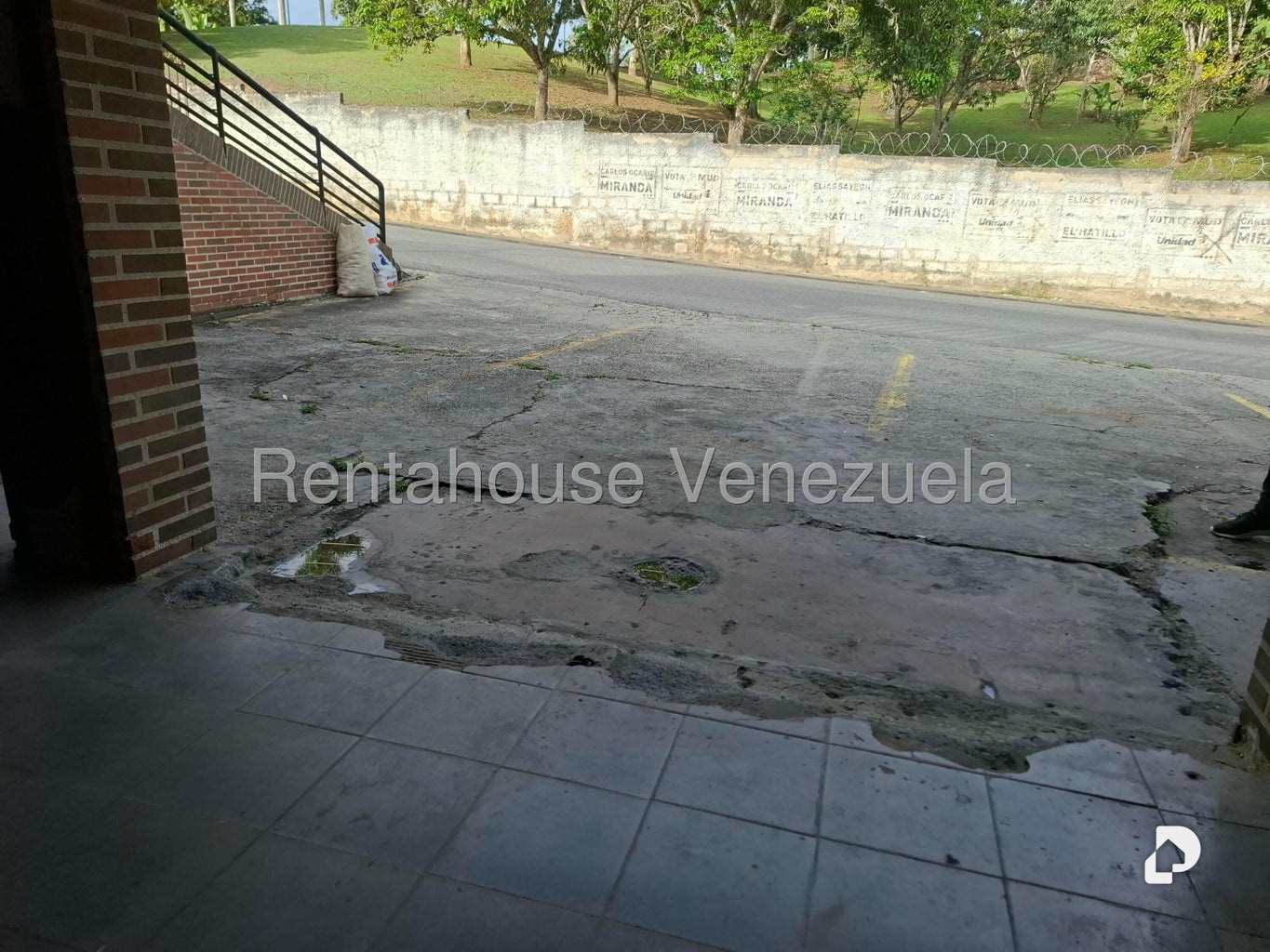 Local comercial en El Hatillo, Caracas – 9
