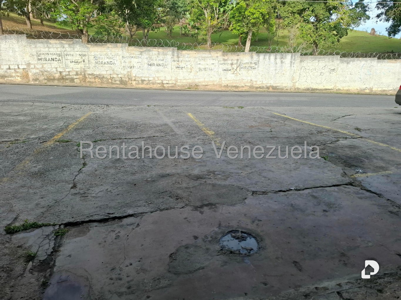 Local comercial en El Hatillo, Caracas – 2