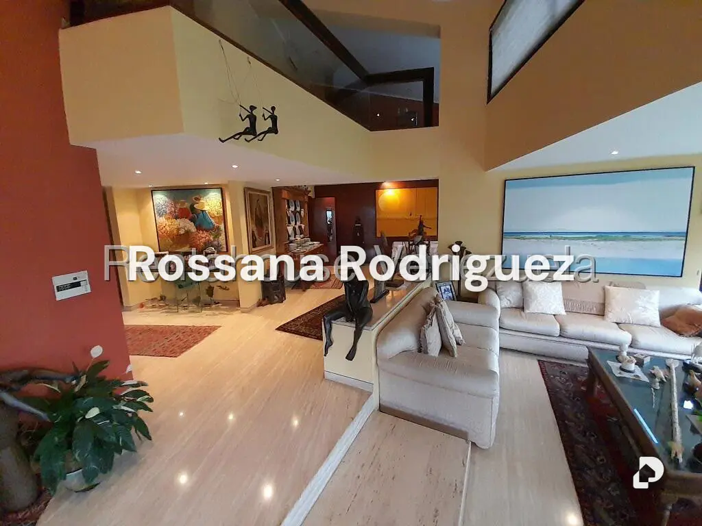 Penthouse en Lomas de La Lagunita, Caracas – 3