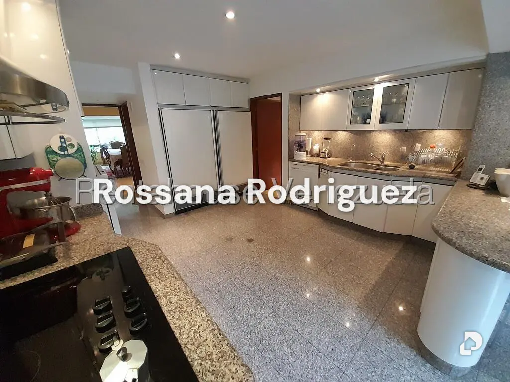 Penthouse en Lomas de La Lagunita, Caracas – 16