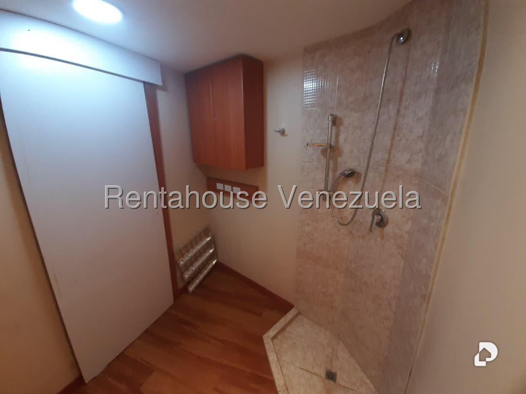 Commercial space in Los Palos Grandes, Caracas – 13