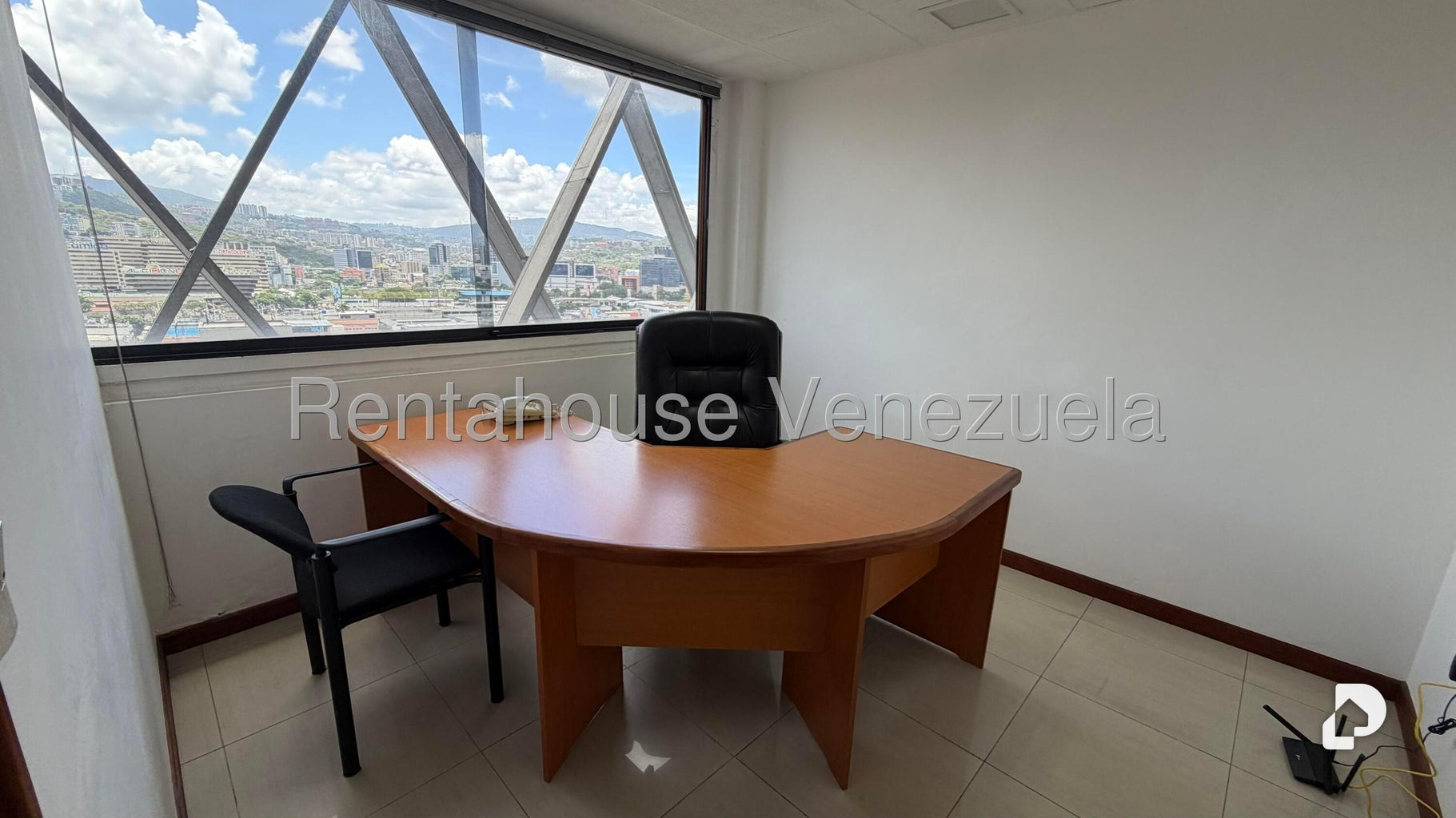 Office in Chacao, Caracas – 26
