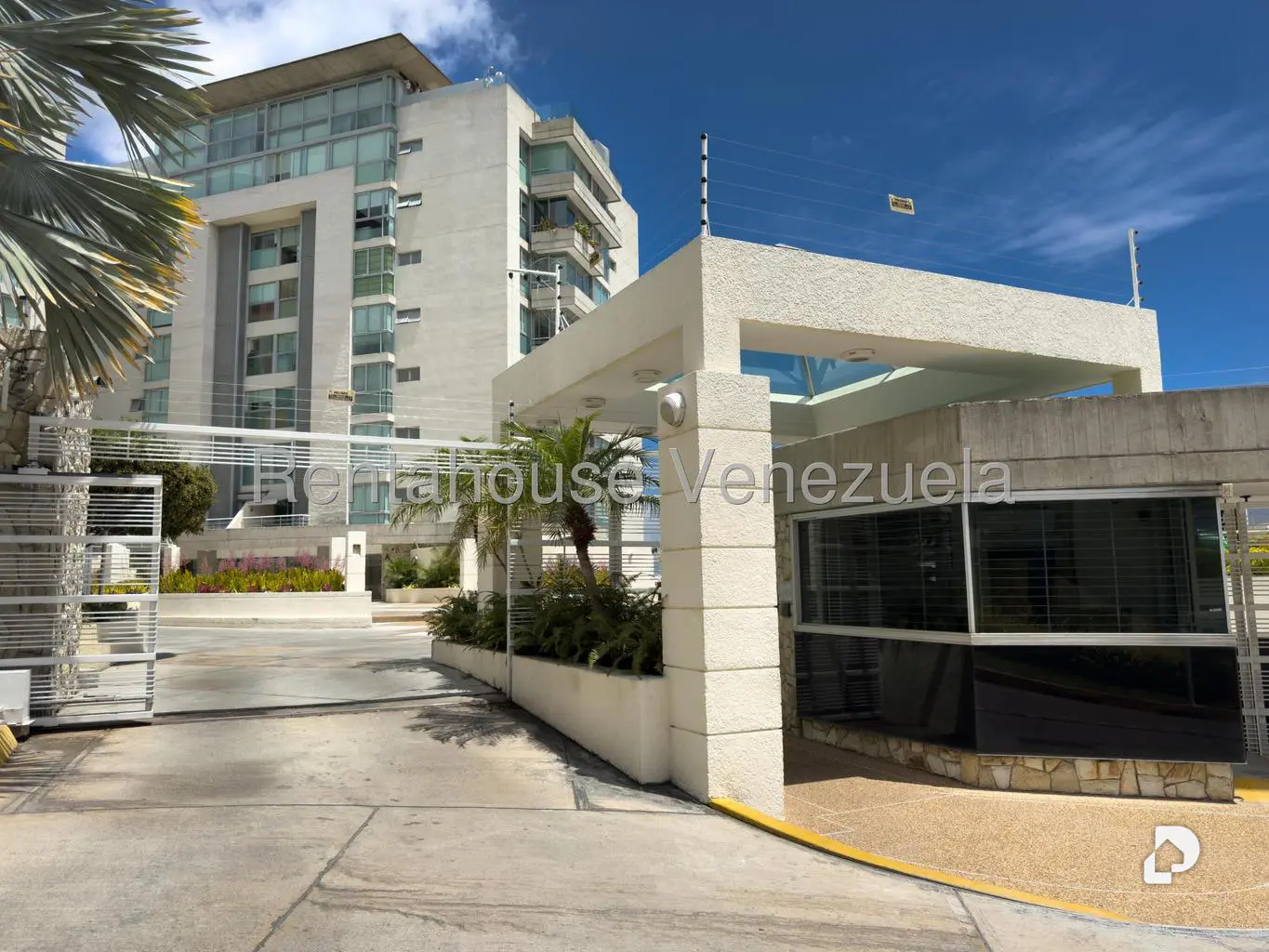 Apartment in Lomas de Las Mercedes, Caracas – 1