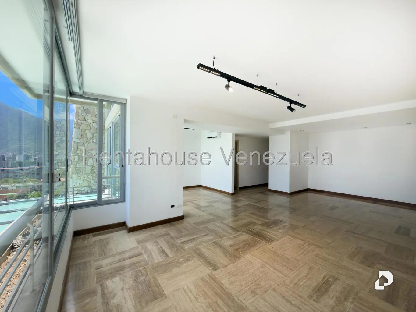 Apartment in Lomas de Las Mercedes, Caracas – 15