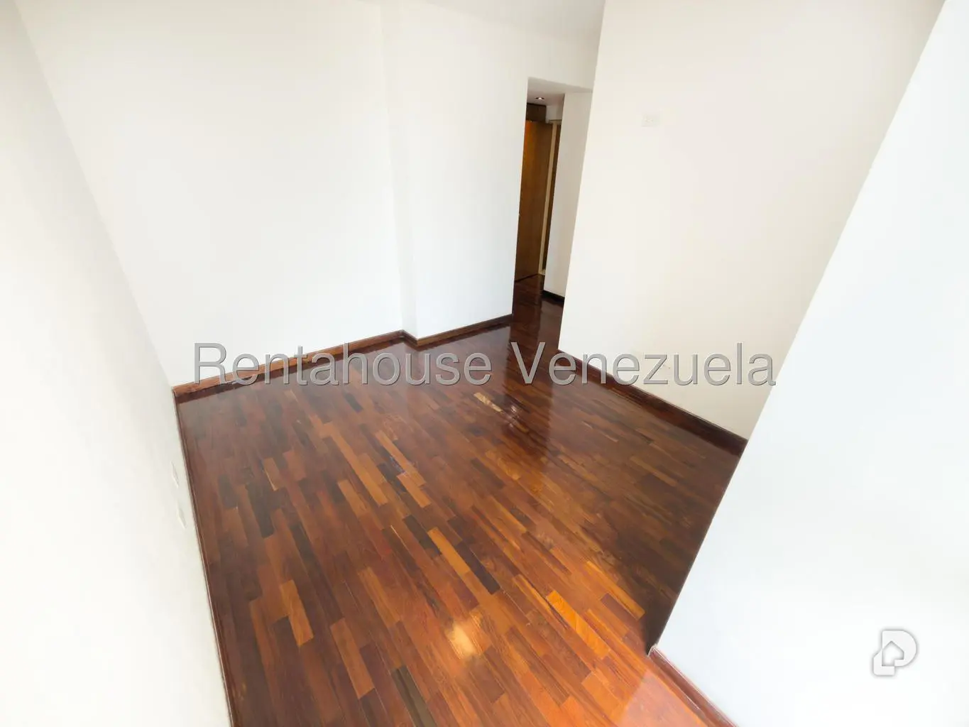 Apartment in Lomas de Las Mercedes, Caracas – 10