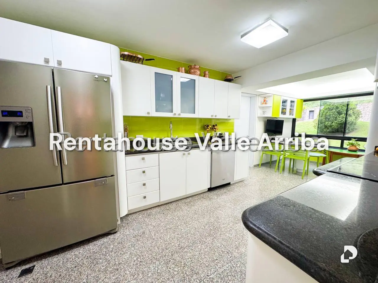 Apartamento en Lomas de La Lagunita, Caracas – 24