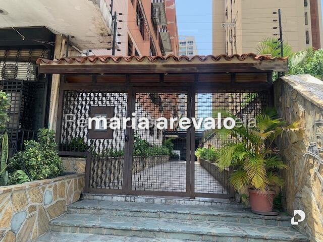 Apartamento en Los Palos Grandes, Caracas – 2