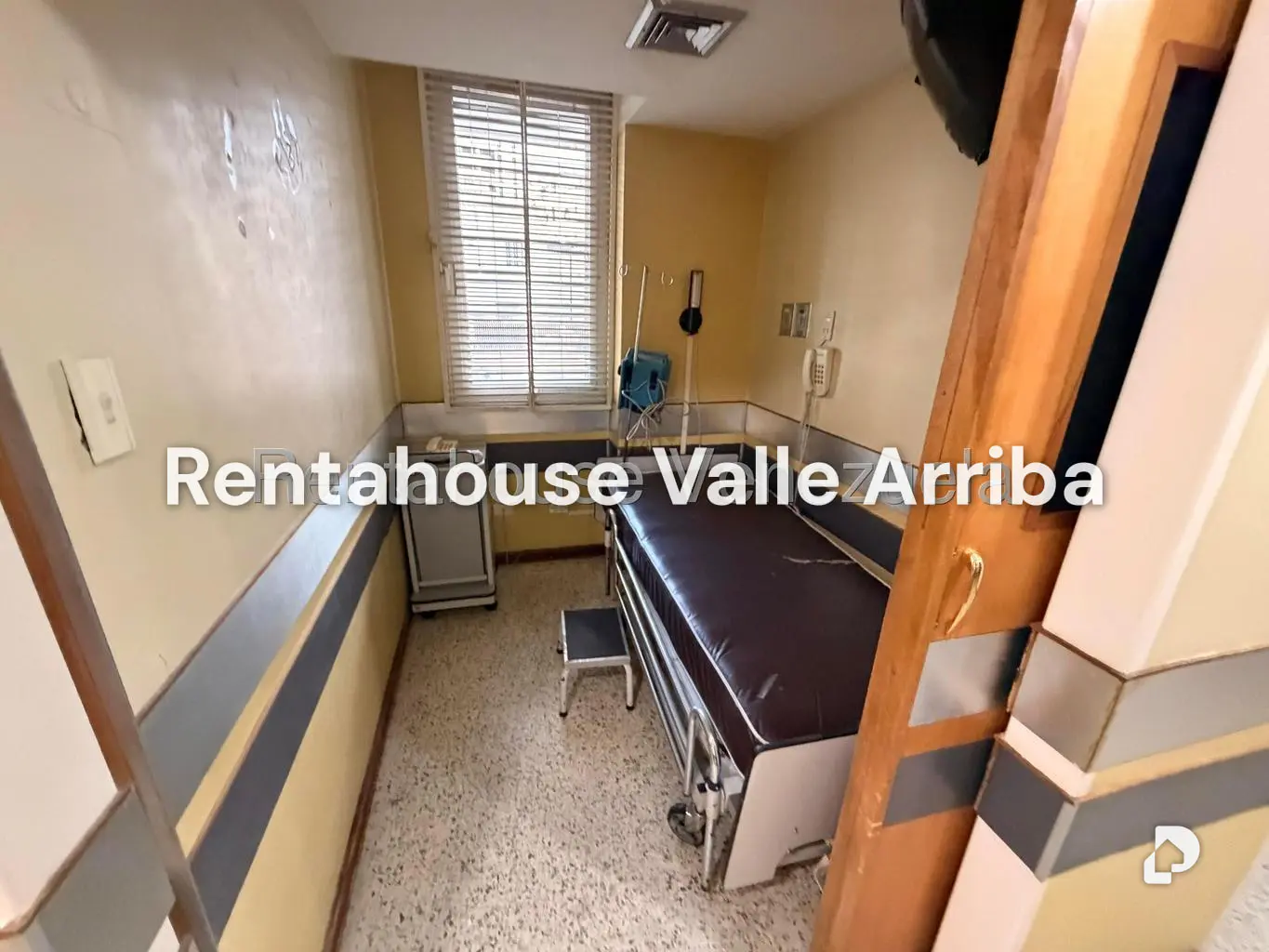 Local comercial en Bello Monte, Caracas – 25