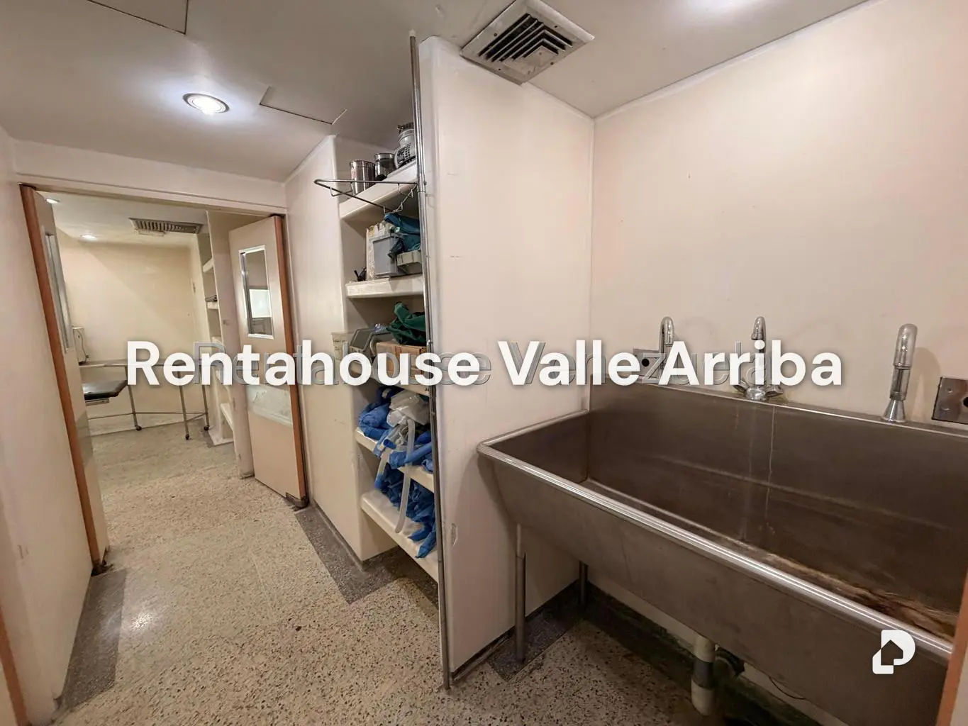 Local comercial en Bello Monte, Caracas – 9