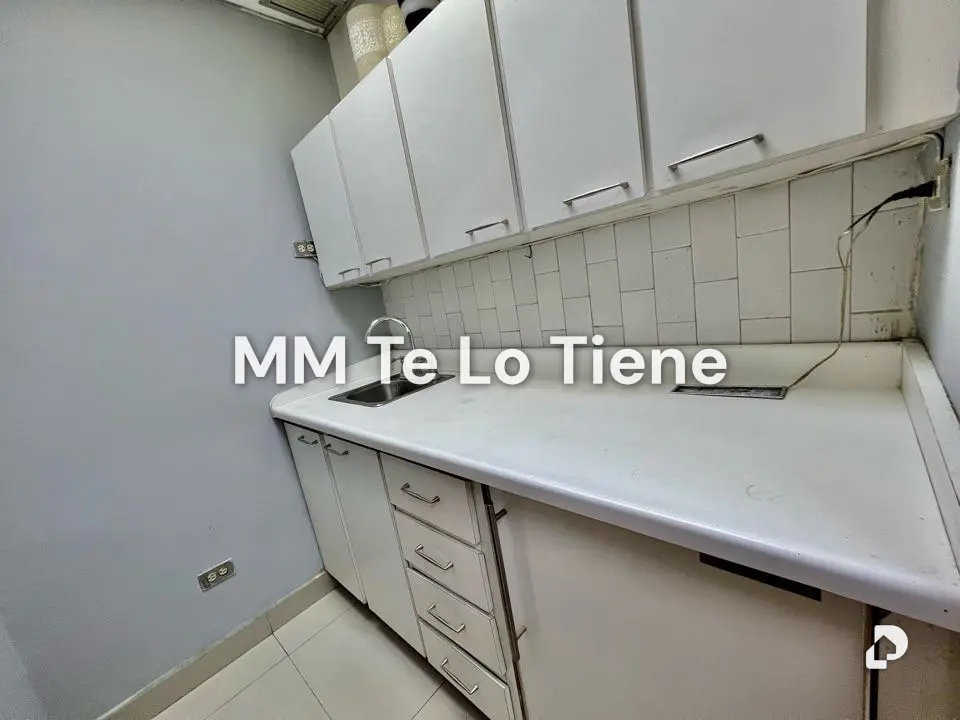 Office in El Marqués, Caracas – 9