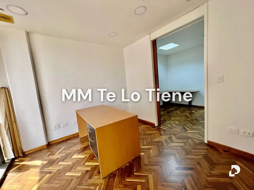 Office in El Marqués, Caracas – 16