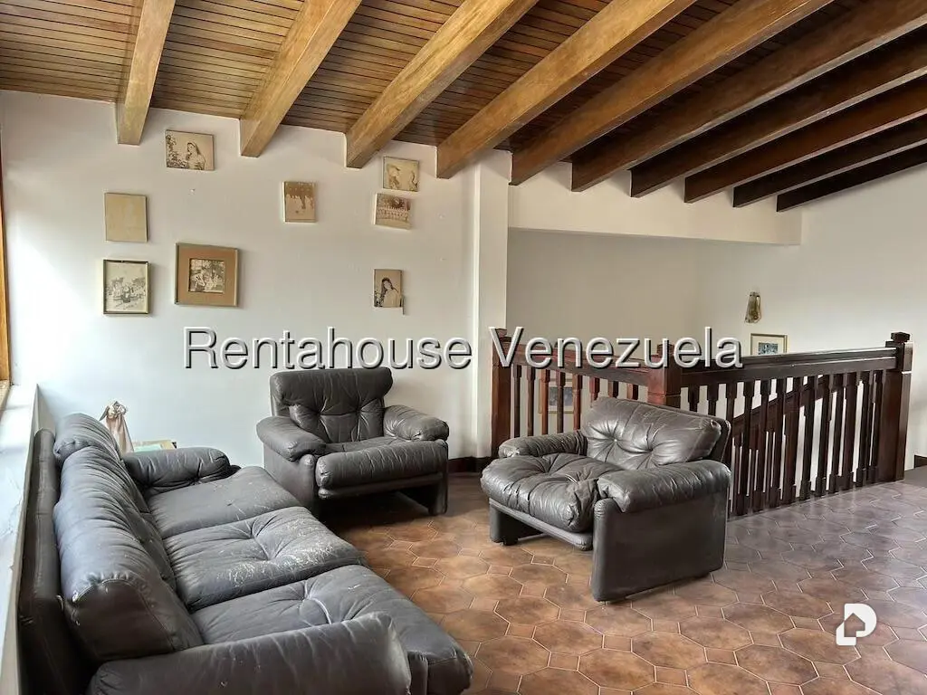 Casa en Santa Paula, Caracas – 14