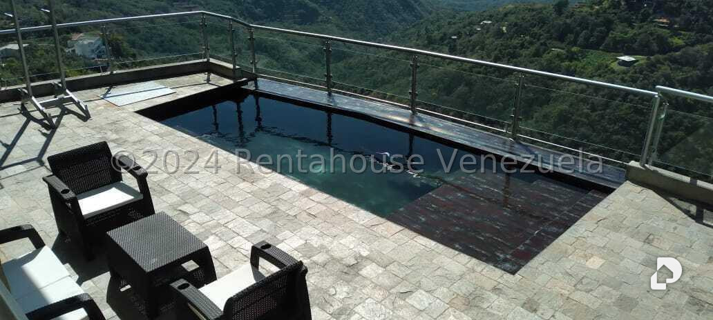 Casa en Caicaguana, Caracas – 17