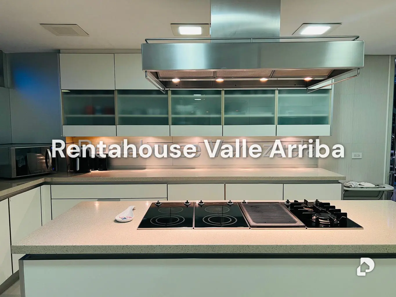Apartamento en La Castellana, Caracas – 12