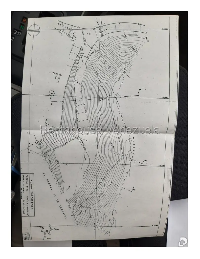 Terreno en Alto Hatillo, Caracas – 4