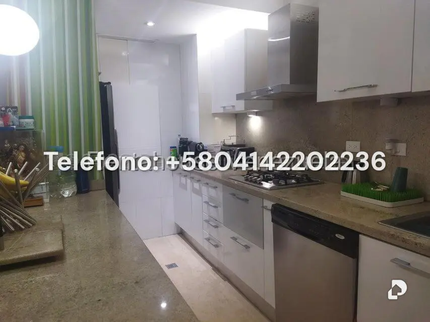 Apartamento en Campo Alegre, Caracas – 11