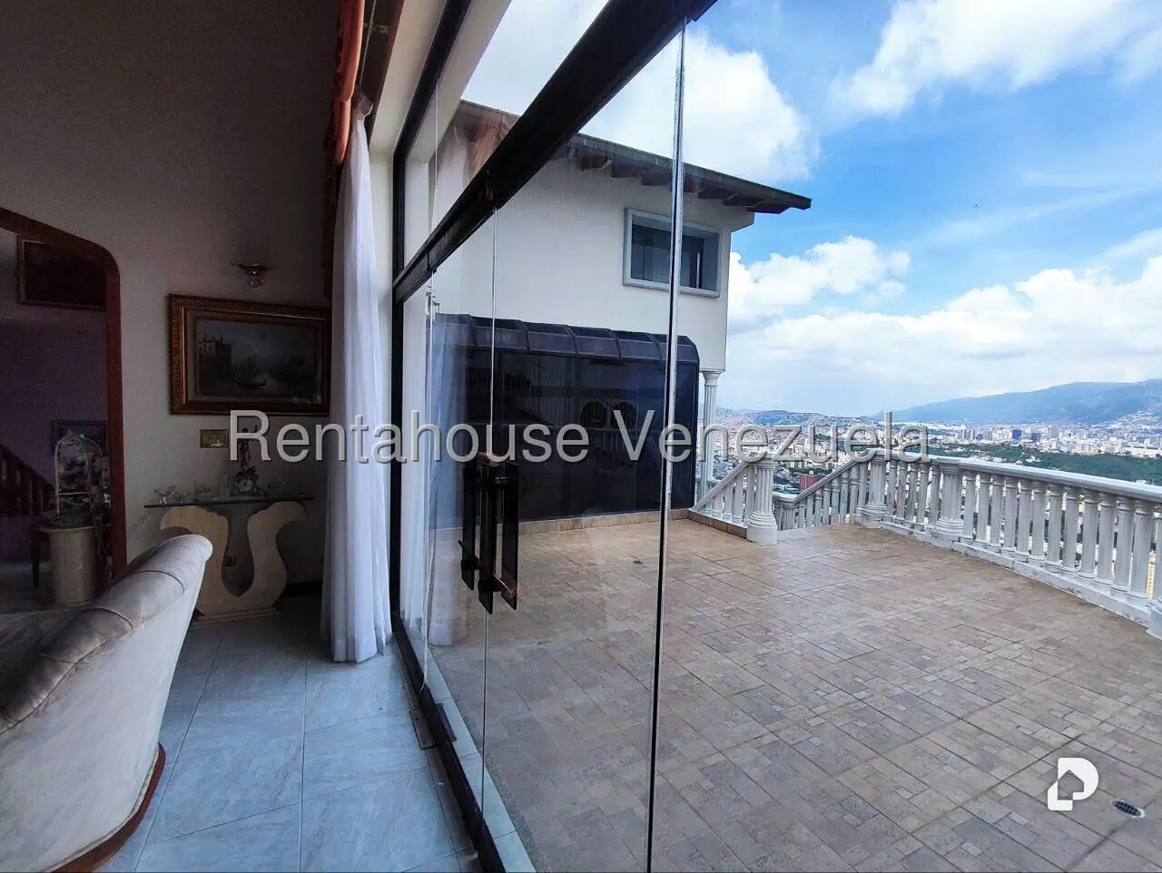 Casa en Colinas de Santa Mónica, Caracas – 16