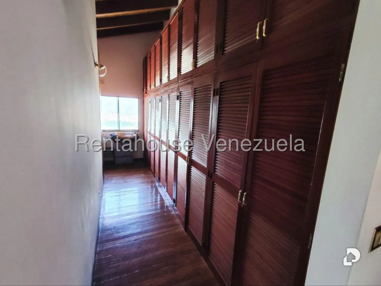 Casa en Colinas de Santa Mónica, Caracas – 24