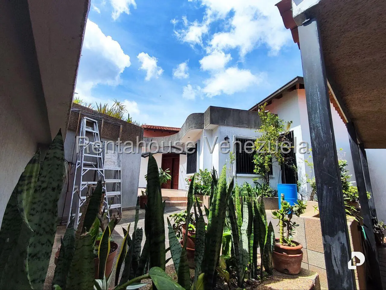 Casa en Colinas de Santa Mónica, Caracas – 10