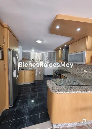 Apartamento en La Esperanza, Maracay – 13