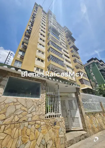 Apartamento en La Esperanza, Maracay – 1