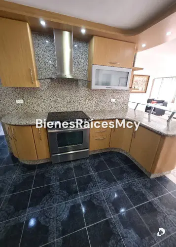 Apartamento en La Esperanza, Maracay – 14