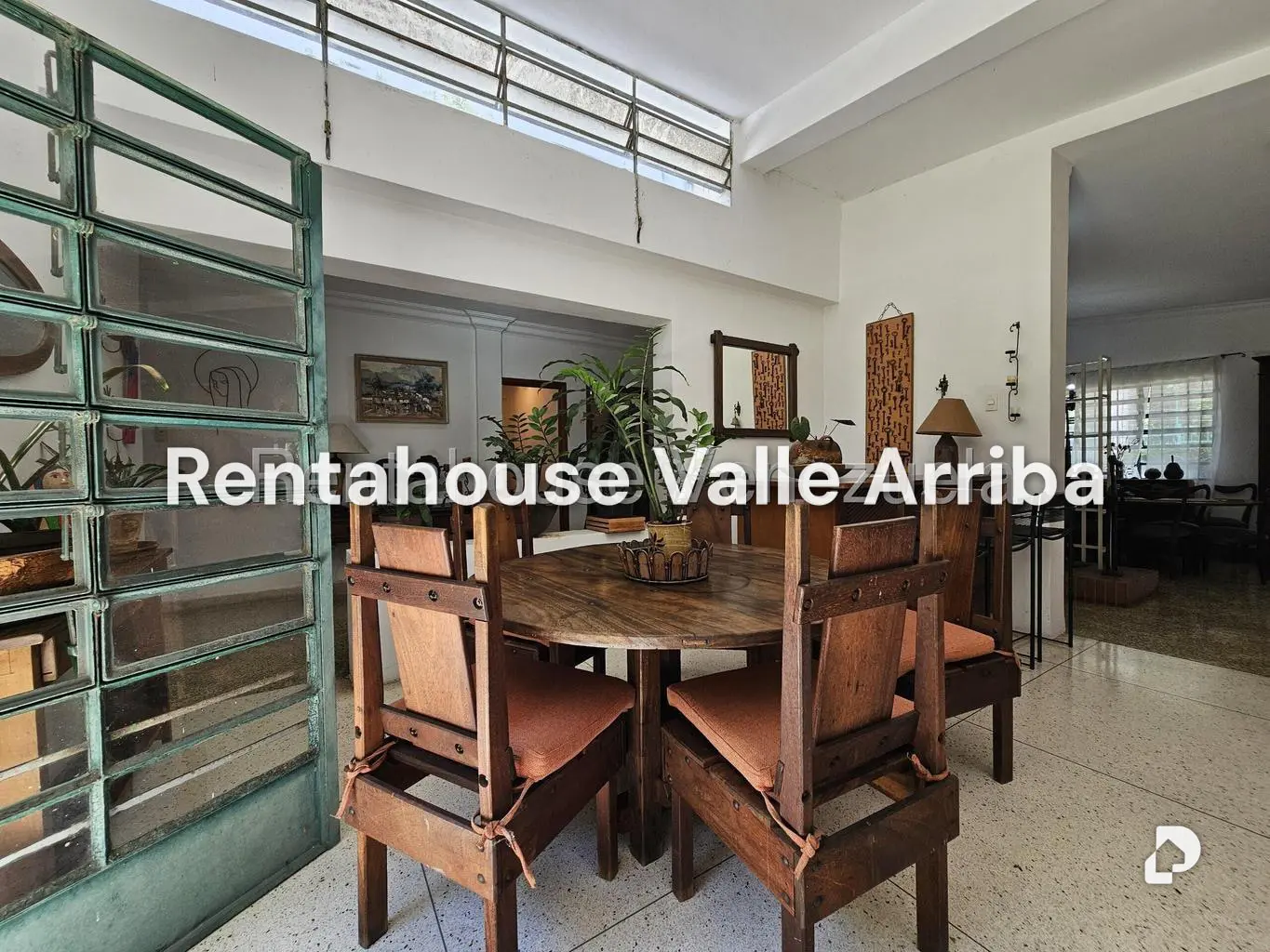 House in San Román, Caracas – 16