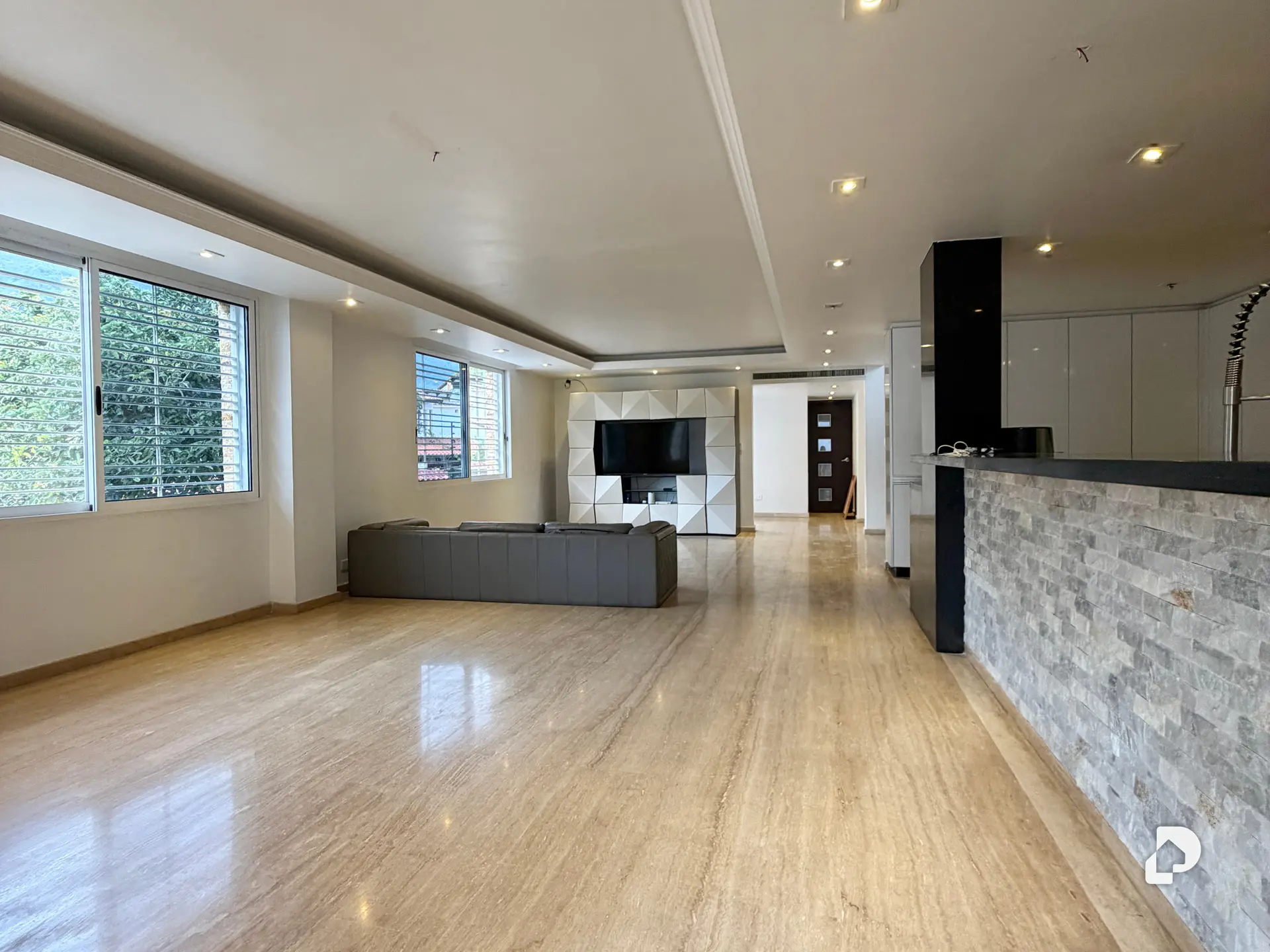 Casa en Urb. Miranda, Caracas – 6