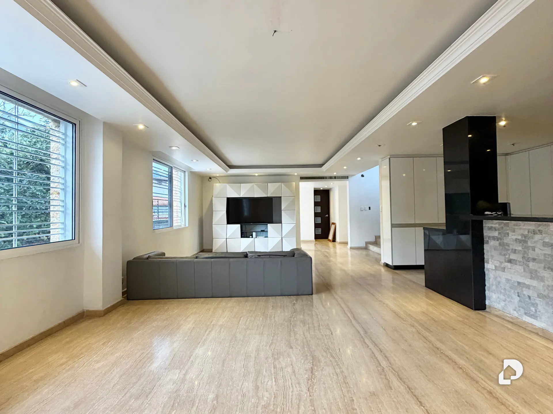 Casa en Urb. Miranda, Caracas – 7