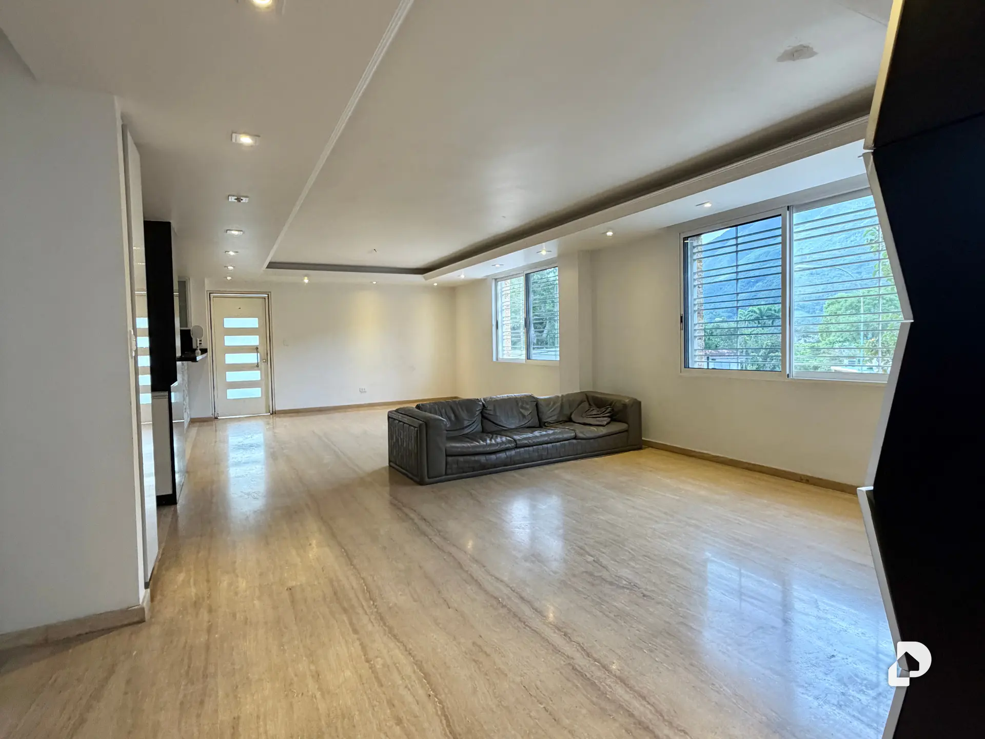 Casa en Urb. Miranda, Caracas – 9
