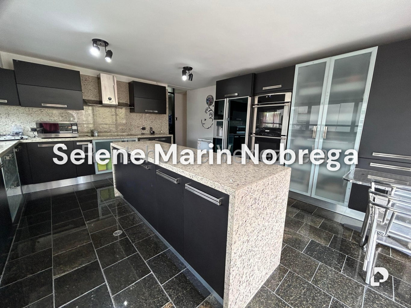 Apartamento en Los Palos Grandes, Caracas – 9